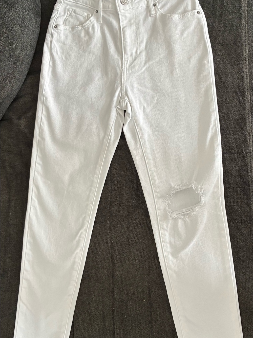 Levi 721 High Rise Skinny Ankle Jeans - White